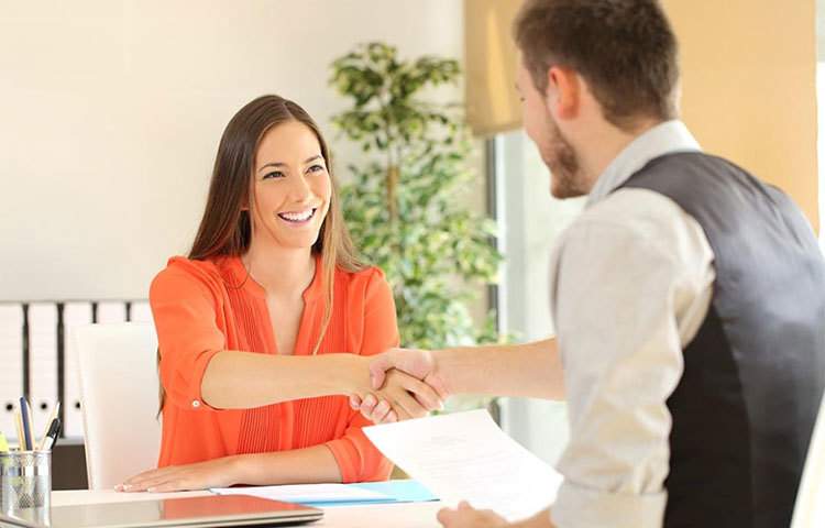 সবার আগে কাজ শেষ করে, বসকে চমকে দিল। তাকে বুঝিয়ে দিন, আপনি সবচেয়ে দ্রুত কাজ করেন।