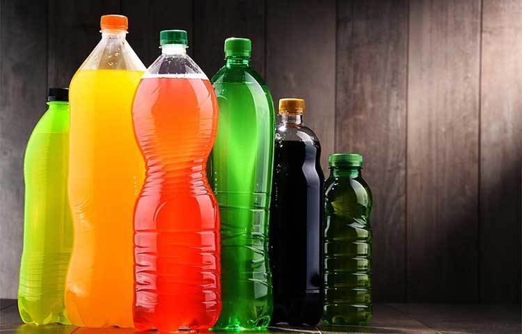 বাজার চলতি সোডা, শরবত বা বেভারেজে এমন কিছু ক্যামিক্যাল থাকে, যা রোজ খেলে ডিম্বাশয়, গলব্লাডার, অগ্ন্যাশয়ে ক্যানসার হতে পারে। মেনোপজের পরে স্তনের ক্যানসারও হতে পারে।