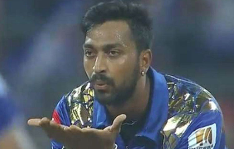 ক্রুনাল পান্ডে : ৮ কোটি ৮০ লাখ টাকায় ক্রুনালকে দলে নিয়েছে মুম্বাই ইন্ডিয়ান্স।