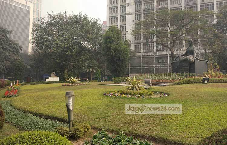 ভাস্কর্যগুলো রক্ষণাবেক্ষণের দায়িত্বে রয়েছে কলকাতা পৌরসভা। ছবি : জাগো নিউজ