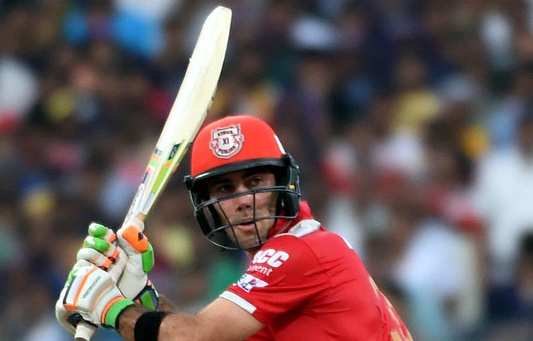 গ্লেন ম্যাক্সওয়েল : ৯ কোটি টাকায় ম্যাক্সওয়েলকে দলে নিয়েছে দিল্লি ডেয়ারডেভিলস।