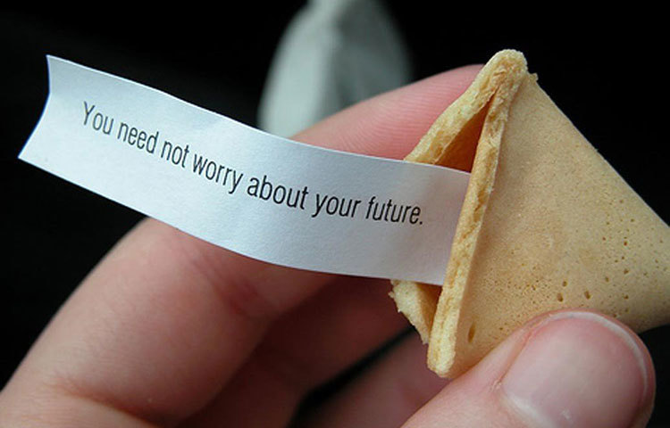 অধিকাংশ সময়ই এরা ভবিষ্যতের চিন্তায় মশগুল থাকেন। কখনও আকাশ-পাতল ভাবনা, কখনো ভয়। ফলে বর্তমান সময়ে মনোনিবেশ করেন না।