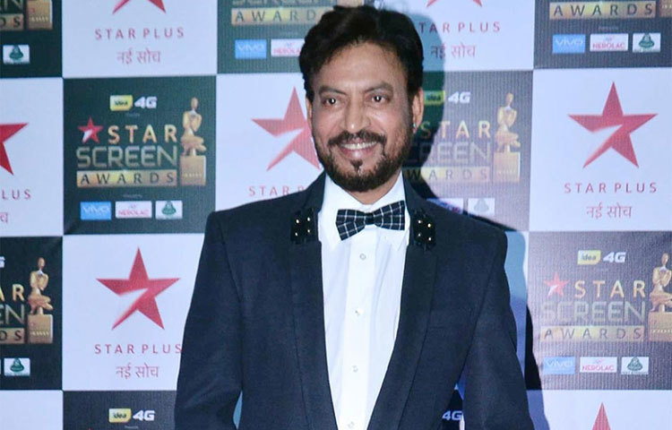 পরিচালক ক্রিস্টোফার নোলানের ছবি ‘ইন্টারস্টেলার’-এ অভিনয় করার কথা ছিল ইরফান খানের। কিন্তু ‘লাঞ্চবক্স’ এবং ‘ডি ডে’ ছবির শুটিংয়ের ব্যস্ততার জন্য প্রস্তাব ফিরিয়ে দেন এ অভিনেতা।