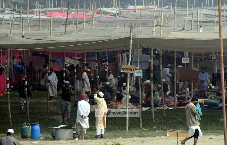 ইজতেমার মাঠের একাংশের দৃশ্য। ছবি : বিপ্লব দিক্ষিৎ