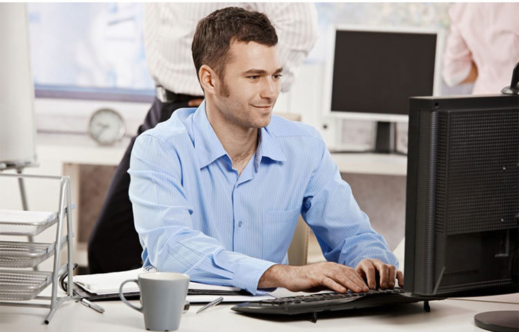 নিজের সামর্থ্য অনুযায়ী কাজ করুন। কখনো বেশি কাজ নিয়ে নেবেন না। ভুল হয়ে গেলে আপনারই ক্ষতি।