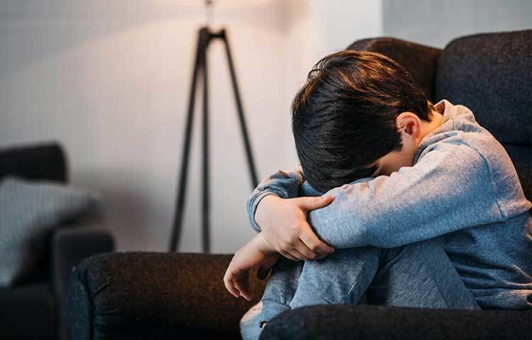 বাড়ির বাইরে থাকলে মন ভালো থাকে। কিন্তু বাড়িতে এলে কোনো কারণ ছাড়াই মেজাজ খারাপ হয়ে যায়। এরকম হতে থাকলে বুঝে নিন আপনার বাড়িতে সমতার অভাব রয়েছে।