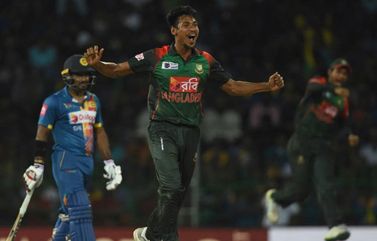 মুস্তাফিজুর রহমান : ভারতীয় ব্যাটসম্যানদের কাছে বরাবরই ত্রাস মুস্তাফিজুর। এই ম্যাচে নিশ্চিতভাবে প্রথম একাদশে সুযোগ পেতে চলেছেন তিনি।