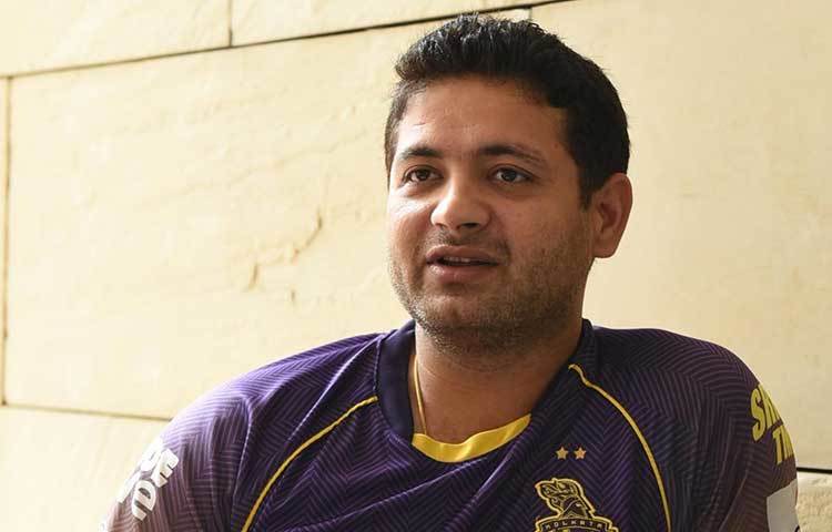 পীযূষ চাওলা : চাওলাকে এই আইপিএল-এ দলে নিতে ৪ কোটি ২০ লাখ টাকা খরচ করেছে কেকেআর টিম ম্যানেজমেন্ট।