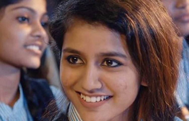 প্রিয়া অভিনীত একটি ছবির গানের ভিডিও সোশ্যাল মিডিয়ায় বিপুল জনপ্রিয় হয়েছে।