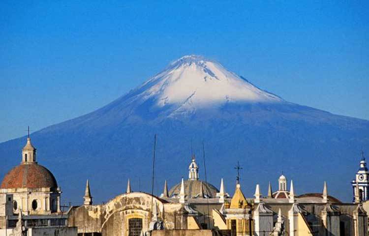 পুবিলা : এটি মেক্সিকোর চতুর্থ বৃহত্তম শহর। এটি দেখতে বিশ্বের নানাপ্রান্ত থেকে অনেক দর্শনার্থী ছুটে আসেন।