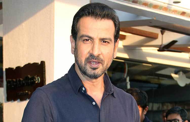 রনিত রায় : টেলিভিশনের জনপ্রিয় অভিনেতা রনিত রায় মডেলিং দিয়ে জীবন শুরু করেন।