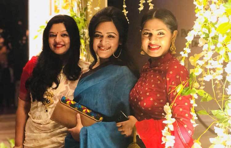 ক্যামেরাবন্দি হয়েছেন তিশা, সুমি, এলিটা করিম।