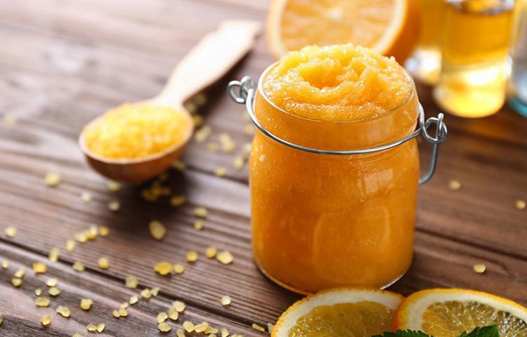 ফল বা সবজির খোসায় থাকা অ্যান্টিঅক্সিড্যান্ট ও নিউট্রিয়েন্ট ত্বকের জন্য খুব ভাল। যা ত্বক এক্সফোলিয়েট ও পরিষ্কার করতে সাহায্য করে।