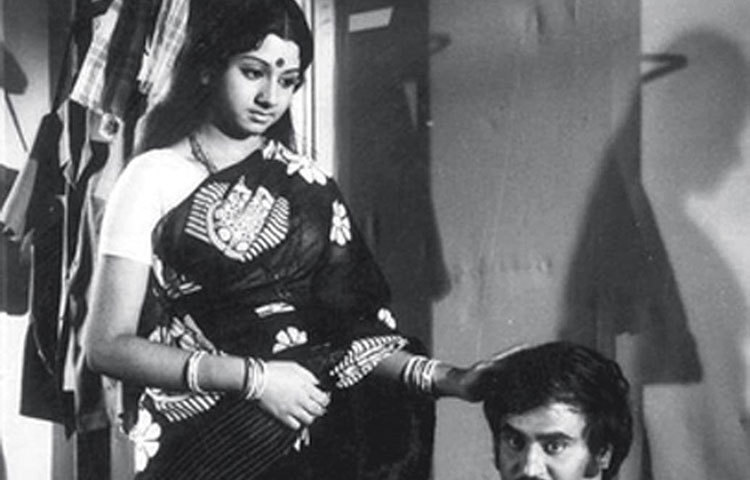 রজনীকান্তের সঙ্গে ‘মন্দ্রু মুদিচু’ (১৯৭৬) ছবিতে মুখ্য চরিত্রে।