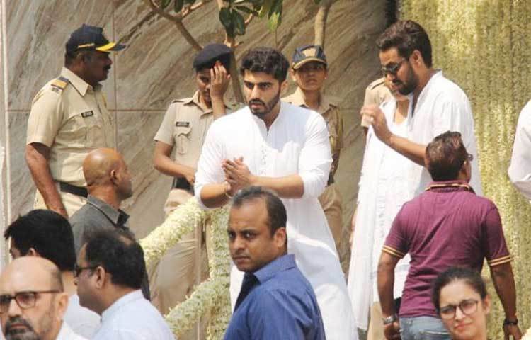 সকলকে ধন্যবাদ জানাচ্ছেন অর্জুন কাপুর।