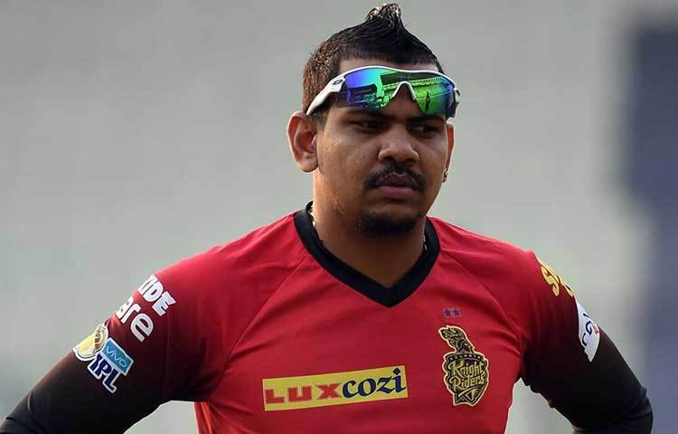 সুনীল নারিন : ১২ কোটি ৫০ লাখ টাকায় ক্যারিবিয়ান স্পিনারকে ধরে রেখেছে কেকেআর।