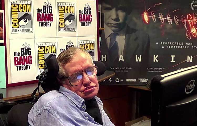 লাস্ট উইক টুনাইট উইথ জন অলিভার, দ্য কালচার শো, এলিয়েন প্ল্যানেট, আই লভ দ্য ওয়ার্ল্ড, লেট নাইট উইথ কোনান ও’ব্রায়েন, ইন্টু দ্য ইউনিভার্স উইথ স্টিফেন হকিন্স, মাস্টারস অব সায়েন্স ফিকশন, রেড ডোয়ার্ফ, টিভি ওফাল, স্টার ট্রেক: দ্য নেক্সট জেনারেশন, দ্য ইলেভেন্থ আওয়ার, জিনিয়াস অব ব্রিটেন, দ্য বিগ ব্যাং থিওরি, রেড নোজ ডে ২০১৫, ইউনিভার্সিটি চ্যালেঞ্জ ২০১৬-১৭ শো-তে অতিথি হিসেবে এসেছেন স্টিফেন হকিং।