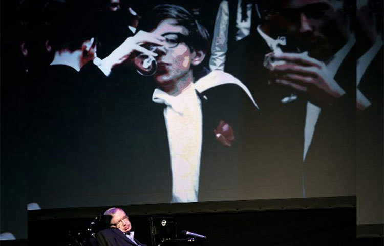 ১৯৬২ সালে হকিং কেমব্রিজ বিশ্ববিদ্যালয়ের ডিপার্টমেন্ট অফ অ্যাপ্লায়েড ম্যাথামেটিকস অ্যান্ড থিওরিটিকাল ফিজিক্স-এ কসমোলজি নিয়ে গবেষণা শুরু করেন।