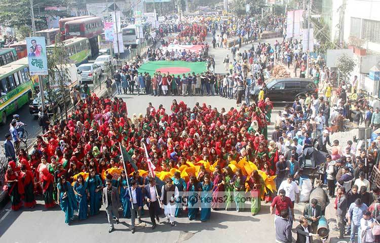 র‌্যালিতে নেতৃত্ব দিচ্ছেন ছাত্রলীগের নেতৃবৃন্দ। ছবি : বিপ্লব দিক্ষিৎ