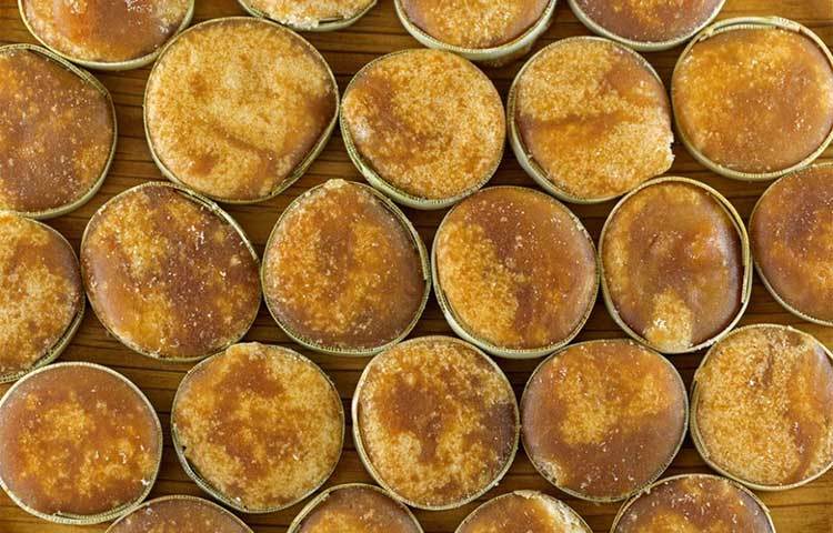 ক্ষতিকর টক্সিনকে যকৃত থেকে দূর করতেও গুড়ের জুড়ি মেলা ভার।