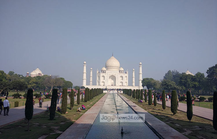 এর নির্মাণশৈলীতে পারস্য, তুরস্ক, ভারতীয় এবং ইসলামী স্থাপত্যশিল্পের সম্মিলন ঘটানো হয়েছে। ছবি : জাগো নিউজ