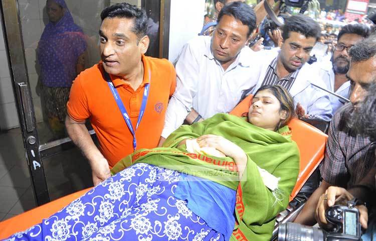 বিমান দুর্ঘটনার পর যেন নতুন জীবন পেলেন তিনি। ছবি : বিপ্লব দিক্ষিৎ