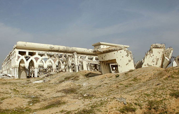 কিন্তু পরে এই শান্তি চুক্তি ভেঙে যায়। বিমানবন্দরের উপরে হামলা চালায় ইজরায়েলি সেনা।