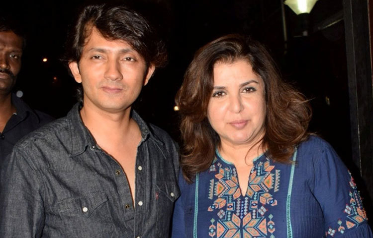 ফারহানের স্বামী পরিচালক শিরিষ কুন্দ্রা তার চেয়ে আট বছরের ছোট। ২০০৪ সালে তারা বিয়ে করেন।