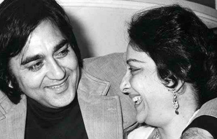 সুনীল দত্তের চেয়ে এক বছরের বড় ছিলেন নার্গিস। শুধু তাই নয়, সে সময় সুনীলের চেয়ে নার্গিসের খ্যাতি অনেক বেশি ছিল।