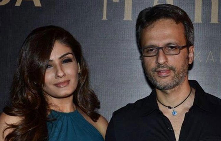 অনিল ঠাডানি : বলিউডের অন্যতম ফিল্ম ডিস্ট্রিবিউডর অনিলের বিয়ে হয়েছিল নাতাশা সিপ্পির সঙ্গে। সেই বিয়ে ভেঙে যায়। ২০০৪ সালে অনিল বিয়ে করেন ‘খিলাড়ি গার্ল’ রবিনা ট্যান্ডনকে। তাদের দুই সন্তানও রয়েছে।