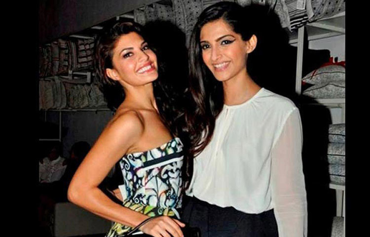 সোনম কাপুর এবং জ্যাকুলিন ফার্নান্দেজের বন্ধুত্বের রসায়ন বলিউড ও বলিউডের বাইরেও অনেকেরই জানা।