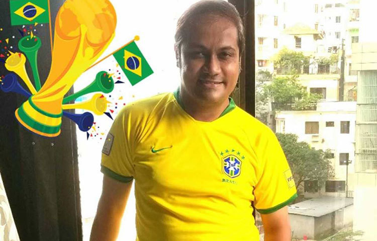 নির্মাতা দেবাশীষ বিশ্বাস ব্রাজিলের ভীষণ ভক্ত।