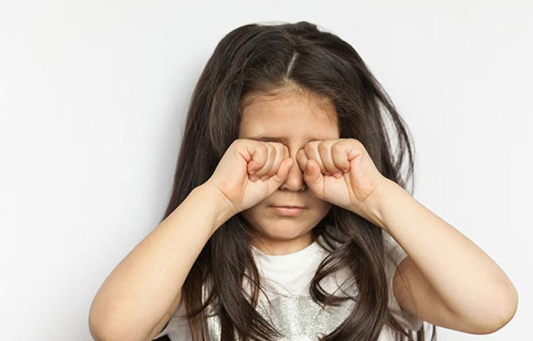 সম্প্রতি একটি আন্তর্জাতিক গণমাধ্যমের প্রতিবেদন থেকে জানা যায়, এসডিডির ফলে অসততা, চোখের সমস্যা, একাকিত্ব এবং মাথা ব্যথার সমস্যা দেখা দিতে পারে।