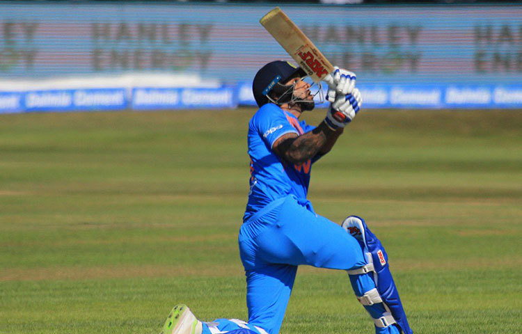 শিখর ধাওয়ান : ভালো ফর্মে রয়েছেন। আজকের ম্যাচে রোহিতের সঙ্গে তিনি ইনিংস শুরু করবেন ধরেই নেওয়া যায়।