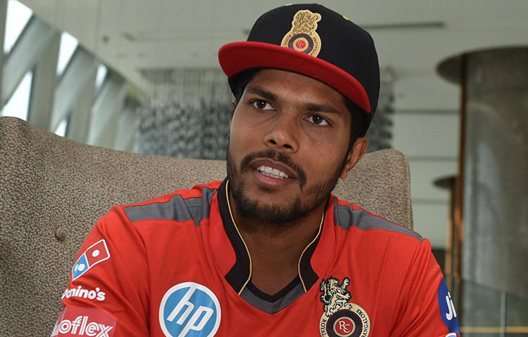 যুজবেন্দ্র চাহাল : কুলদীপের সঙ্গে তার জুটি বড় বড় ব্যাটসম্যানদেরও ধন্দে ফেলে দেয়। তবে পেস সহায়ক উইকেট হলে আজ তার বদলে খেলতে পারেন উমেশ যাদবও।