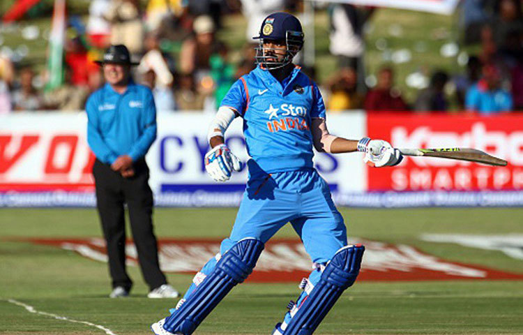 লোকেশ রাহুল : ফর্মে থাকা রাহুলকে আজ নিজের তিন নম্বর ছেড়ে দিতে পারেন অধিনায়ক। আইপিএলর পর থেকে ধারাবাহিকভাবে ভাল খেলে আসছেন তিনি।