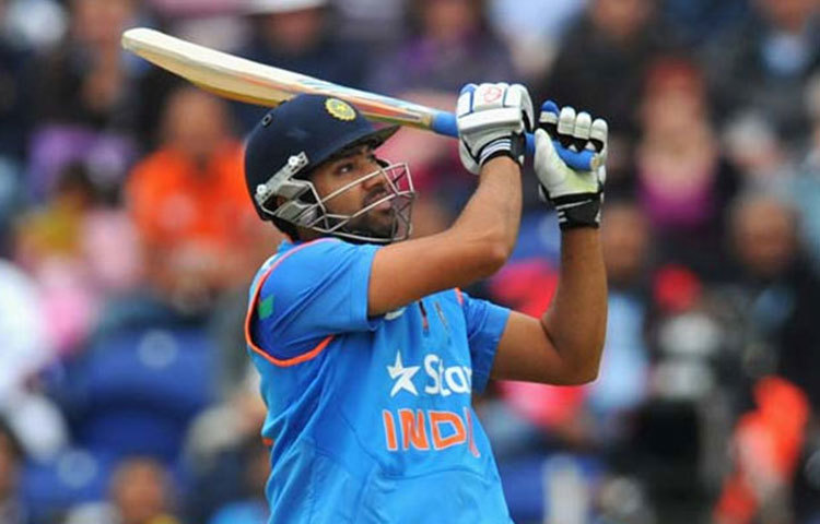 রোহিত শর্মা : তিনি ভারতের খেলোয়াড়। রোহিত ২৯১টি ছয় মেরেছেন, ২৯৭ ম্যাচ খেলে।