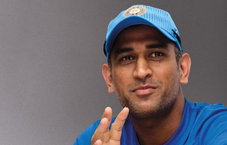 মহেন্দ্র সিং ধোনি।