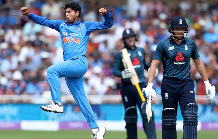 কুলদীপ যাদব : শেষ ম্যাচে ভয়ঙ্কর বল করেছেন। আজও কুলদীপ ইংল্যান্ডের পক্ষে বিপজ্জনক হয়ে উঠতে পারেন। বাঁ-হাতি কুলদীপকে সামলানো বড় চ্যালেঞ্জ।