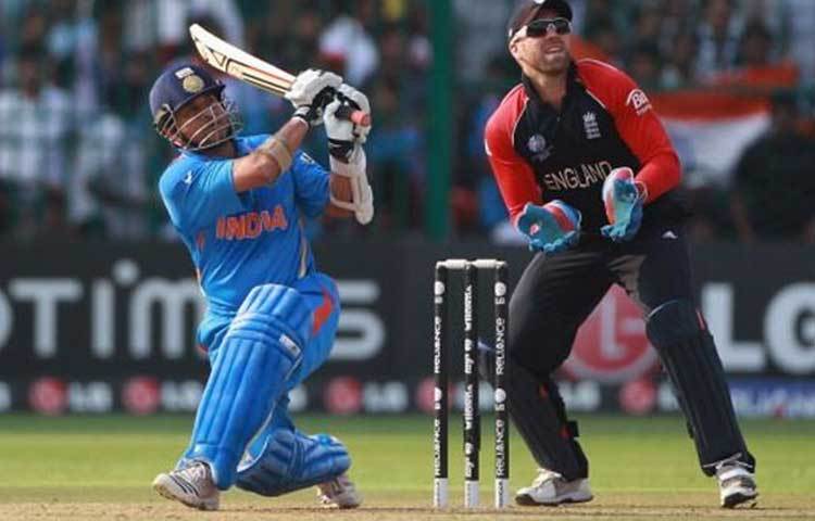 শচীন টেন্ডুলকার : তিনি ভারতীয় ক্রিকেটের সাবেক অধিনায়ক। শচীন ২৬৪টি ছয় মেরেছেন, ৬৬৪টি খেলেছেন ম্যাচ।