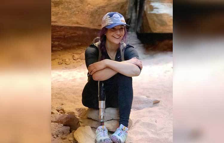 ২০১৭-এর বিশ্ব চ্যাম্পিয়নশিপে স্নো বোর্ড ও ব্যাঙ্কড স্যালোম দু’বিভাগেই চ্যাম্পিয়ন হন হাকাবি।