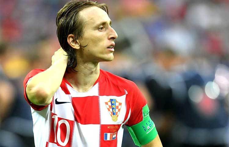 সোনার বল জিতেও বিষণ্ন লুকা মদ্রিচ।