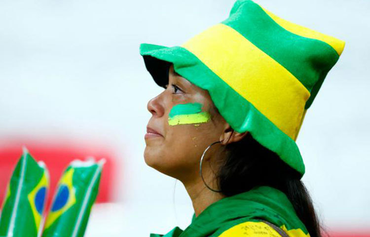 প্রিয় দলের জন্য হৃদয় ভেঙে কান্না আসছে। তারপরেও দলের প্রতি সমর্থন ও ভালোবাসা অটুট থাকবে।