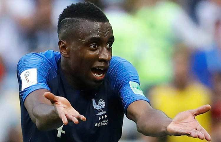 ফ্রান্সের মাতুইদিও দেখেছেন দুটো হলুদ কার্ড। ফলে ৬ জুলাই নিঝনি নভগোরদ স্টেডিয়ামে উরুগুয়ের বিরুদ্ধে কোয়ার্টার ফাইনালে খেলতে পারবেন না তিনি।