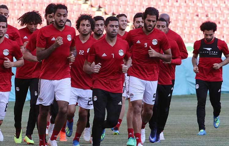 মিসর : ১৯৯৪ সালের পর ২০১৮। মহম্মদ সালাহর ওপর অনেক প্রত্যাশা ছিল এবার। এবারের বিশ্বকাপে আন্ডারডগ হিসাবে নেমেছিল দেশটি। কিন্তু উরুগুয়ে ও রাশিয়ার বিরুদ্ধে হেরে ছিটকে গিয়েছে দেশটি।