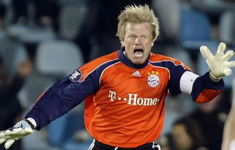 বিশ্বের সেরার সেরা গোলরক্ষকদের মধ্যে একজন জার্মানির অলিভার কান। গোলকিপার হিসেবে সর্বপ্রথম কানই গোল্ডেন বল পেয়েছিলেন। দেশের হয়ে অধিনায়কত্বও করেছেন কান। কিন্তু তার ভাগ্যেও বিশ্বকাপ জোটেনি। ২০০২ সালের বিশ্বকাপে ফাইনাল অবধি এগিয়েও শেষে ব্রাজিলের কাছে হারতে হয়েছিল জার্মানিকে।