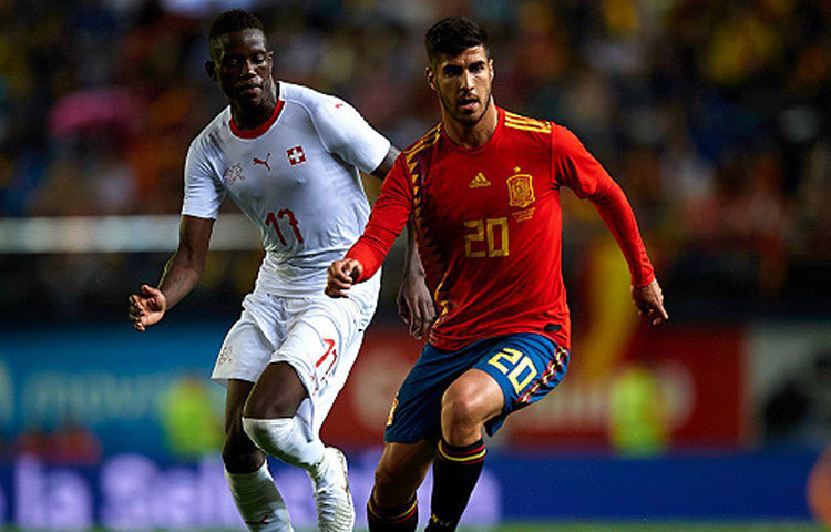 মার্কো আসেনসিও, স্পেন : স্পেন ফুটবলের অন্যতম আক্রমণাত্মক মিডফিল্ডার। রিয়াল মাদ্রিদের অন্যতম ভরসার ফুটবলরাও বটে। ২০১৭ ইউরোপিয়ান অনূর্ধ্ব ২১ চ্যাম্পিয়নশিপে তার হ্যাটট্রিক বিখ্যাত হয়ে রয়েছে।