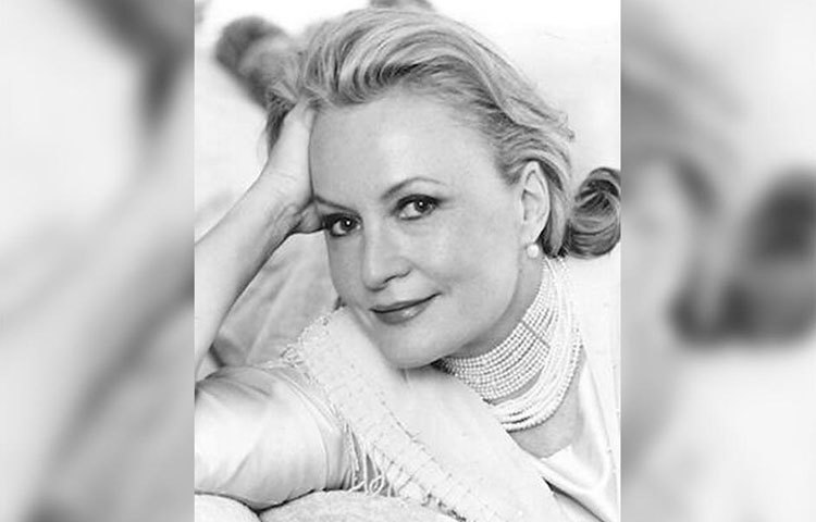 কেট ফিজপ্যাটরিক : কেট অস্ট্রেলিয়ান অভিনেত্রী। কেট ও ইমরানের খুব অল্প সময়ের সম্পর্ক ছিল।