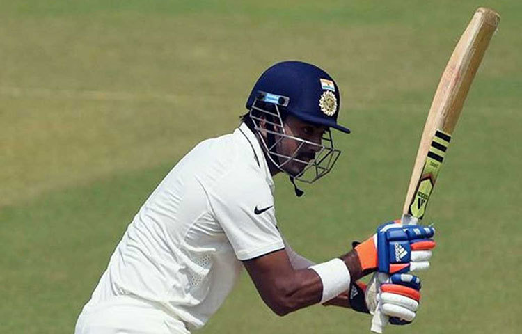 কে এল রাহুল : তৃতীয় টেস্টে দুই ইনিংসেই ভারতকে একটা ভালো সূচনা দিয়েছেন রাহুল। তাই মূরলী বিজয় নন, সাউদাম্পটনেও রাহুলকেই বেছে নেওয়া হতে পারে।