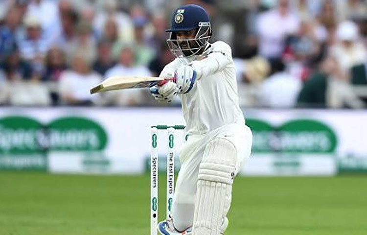 অজিঙ্ক রাহানে : কোহলির সঙ্গে পার্টনারশিপে আগের ম্যাচে করেছেন ১৫৯ রান। রাহানে বড় রানের জুটিতে নিজস্ব ছন্দে ব্যাট ধরেছেন।